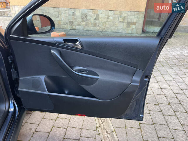 Синій Фольксваген Пассат, об'ємом двигуна 1.9 л та пробігом 270 тис. км за 6850 $, фото 21 на Automoto.ua