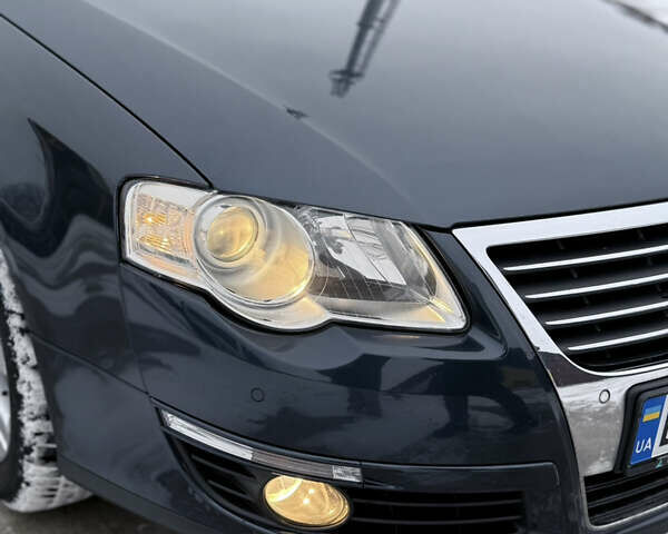 Синій Фольксваген Пассат, об'ємом двигуна 1.8 л та пробігом 251 тис. км за 7450 $, фото 2 на Automoto.ua