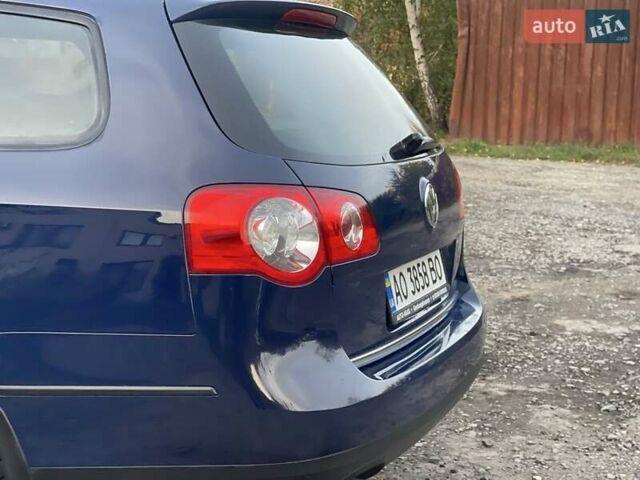 Синий Фольксваген Пассат, объемом двигателя 2 л и пробегом 200 тыс. км за 5450 $, фото 8 на Automoto.ua