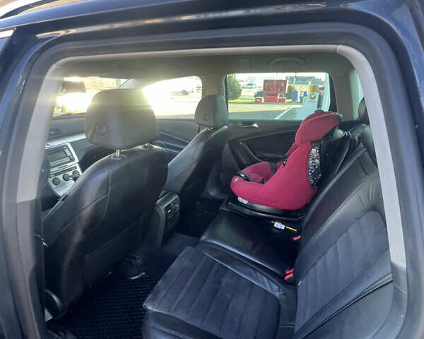 Синий Фольксваген Пассат, объемом двигателя 1.8 л и пробегом 236 тыс. км за 6400 $, фото 12 на Automoto.ua