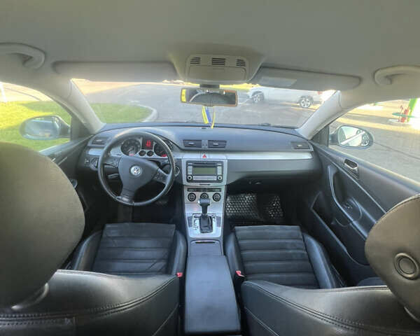 Синий Фольксваген Пассат, объемом двигателя 1.8 л и пробегом 236 тыс. км за 6400 $, фото 11 на Automoto.ua