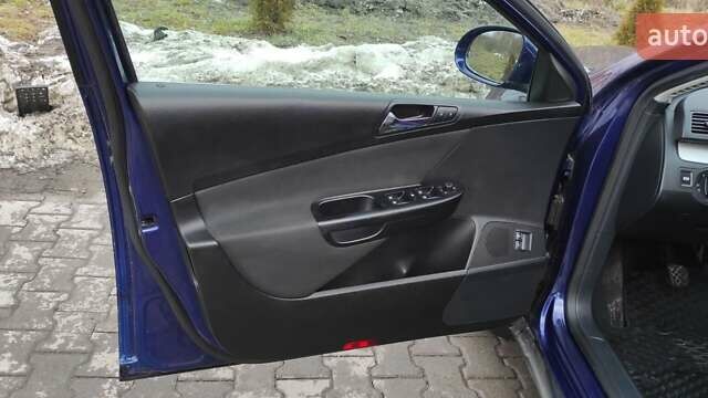 Синий Фольксваген Пассат, объемом двигателя 1.4 л и пробегом 173 тыс. км за 5800 $, фото 18 на Automoto.ua