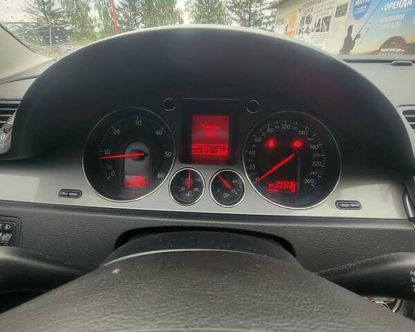 Синій Фольксваген Пассат, об'ємом двигуна 1.9 л та пробігом 300 тис. км за 7000 $, фото 13 на Automoto.ua