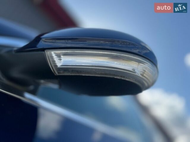 Синій Фольксваген Пассат, об'ємом двигуна 2 л та пробігом 299 тис. км за 9050 $, фото 41 на Automoto.ua