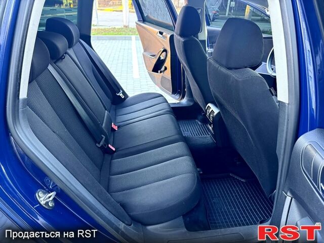 Синій Фольксваген Пассат, об'ємом двигуна 2 л та пробігом 262 тис. км за 5500 $, фото 12 на Automoto.ua