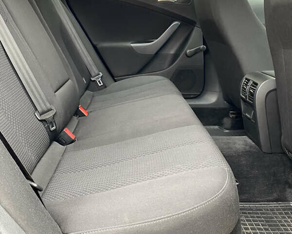 Синий Фольксваген Пассат, объемом двигателя 1.4 л и пробегом 200 тыс. км за 6500 $, фото 7 на Automoto.ua