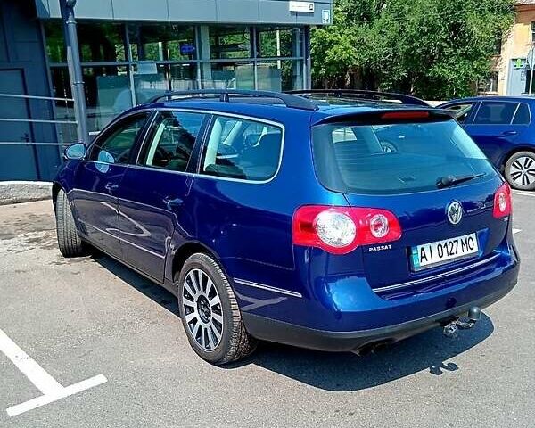 Синий Фольксваген Пассат, объемом двигателя 1.8 л и пробегом 236 тыс. км за 7000 $, фото 3 на Automoto.ua