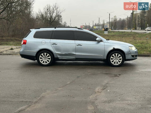 Синий Фольксваген Пассат, объемом двигателя 1.98 л и пробегом 277 тыс. км за 4800 $, фото 4 на Automoto.ua