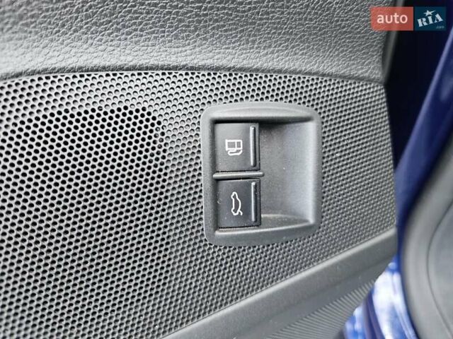 Синій Фольксваген Пассат, об'ємом двигуна 1.97 л та пробігом 320 тис. км за 6999 $, фото 89 на Automoto.ua