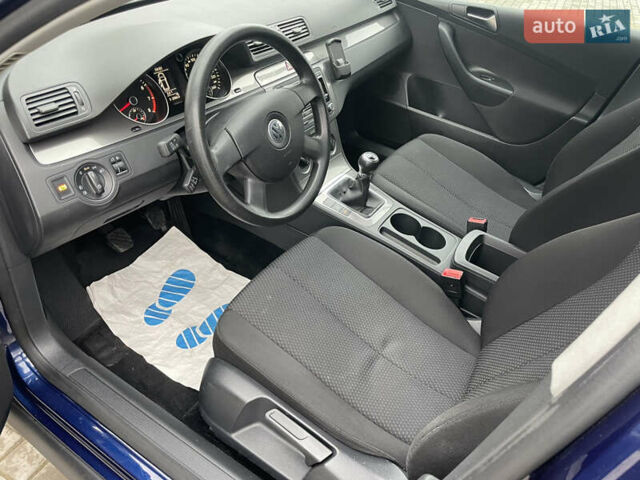 Синій Фольксваген Пассат, об'ємом двигуна 1.4 л та пробігом 248 тис. км за 6350 $, фото 27 на Automoto.ua