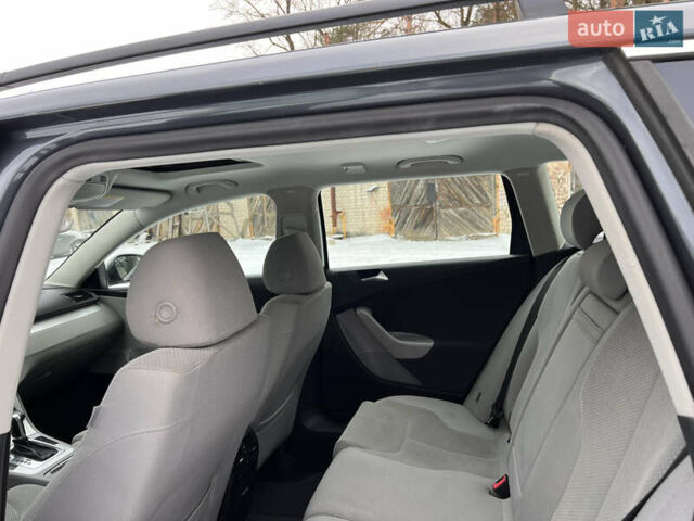 Синій Фольксваген Пассат, об'ємом двигуна 1.4 л та пробігом 219 тис. км за 6700 $, фото 16 на Automoto.ua