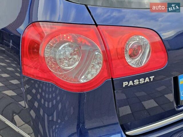 Синій Фольксваген Пассат, об'ємом двигуна 1.97 л та пробігом 320 тис. км за 6999 $, фото 85 на Automoto.ua