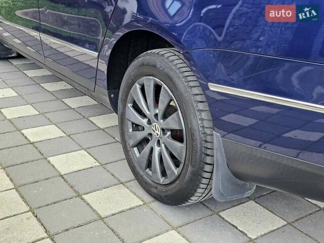 Синій Фольксваген Пассат, об'ємом двигуна 1.97 л та пробігом 320 тис. км за 6999 $, фото 23 на Automoto.ua