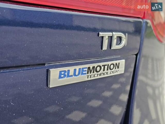 Синій Фольксваген Пассат, об'ємом двигуна 1.97 л та пробігом 320 тис. км за 6999 $, фото 86 на Automoto.ua