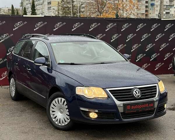 Синий Фольксваген Пассат, объемом двигателя 1.4 л и пробегом 247 тыс. км за 7800 $, фото 2 на Automoto.ua