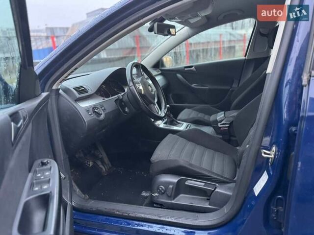 Синий Фольксваген Пассат, объемом двигателя 1.97 л и пробегом 307 тыс. км за 4900 $, фото 6 на Automoto.ua