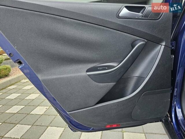 Синій Фольксваген Пассат, об'ємом двигуна 1.97 л та пробігом 320 тис. км за 6999 $, фото 108 на Automoto.ua