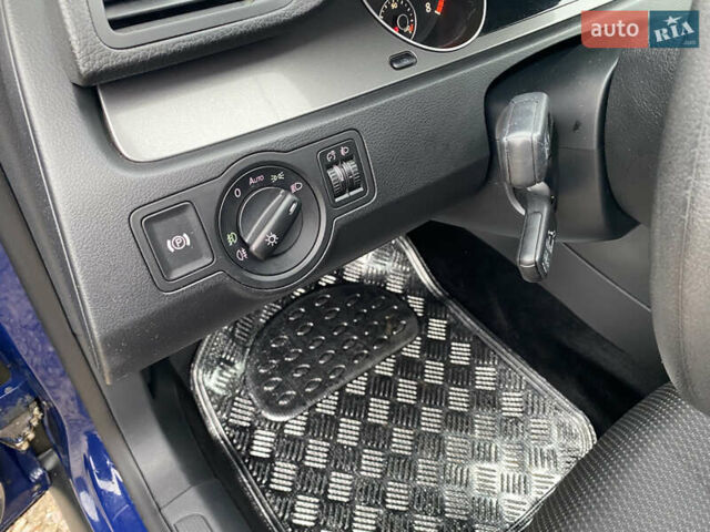 Синий Фольксваген Пассат, объемом двигателя 1.4 л и пробегом 141 тыс. км за 7150 $, фото 26 на Automoto.ua