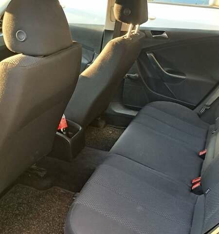 Синий Фольксваген Пассат, объемом двигателя 1.39 л и пробегом 187 тыс. км за 7500 $, фото 1 на Automoto.ua