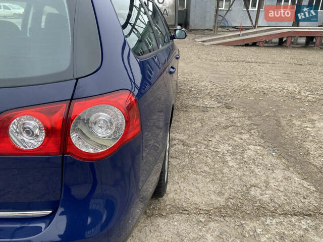 Синий Фольксваген Пассат, объемом двигателя 1.4 л и пробегом 141 тыс. км за 7150 $, фото 5 на Automoto.ua