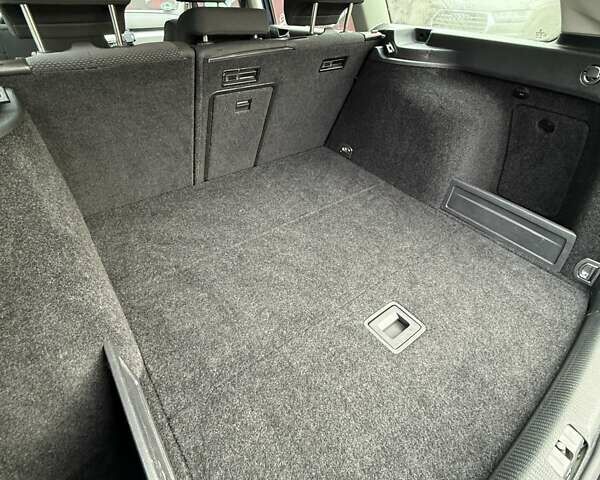 Синий Фольксваген Пассат, объемом двигателя 1.4 л и пробегом 247 тыс. км за 7800 $, фото 10 на Automoto.ua