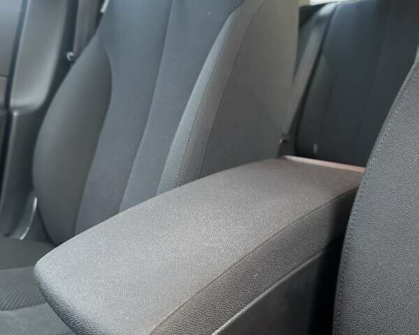 Синий Фольксваген Пассат, объемом двигателя 1.4 л и пробегом 248 тыс. км за 6950 $, фото 38 на Automoto.ua