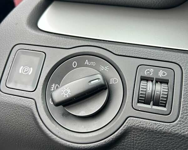 Синій Фольксваген Пассат, об'ємом двигуна 1.4 л та пробігом 248 тис. км за 6950 $, фото 18 на Automoto.ua