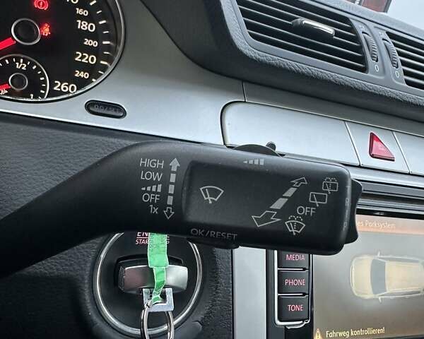 Синий Фольксваген Пассат, объемом двигателя 1.4 л и пробегом 248 тыс. км за 6950 $, фото 29 на Automoto.ua