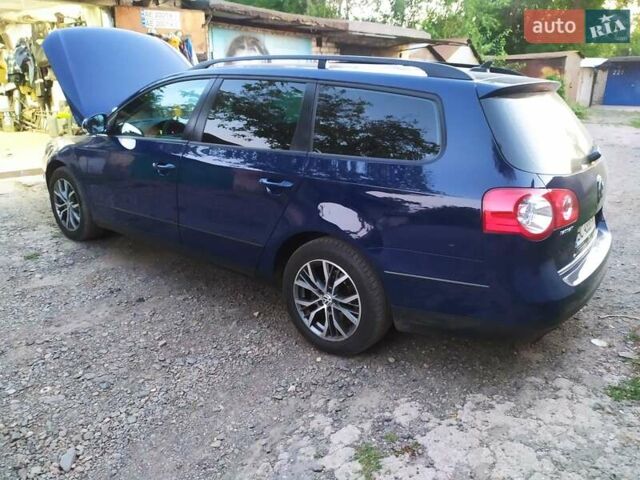 Синий Фольксваген Пассат, объемом двигателя 1.4 л и пробегом 263 тыс. км за 5600 $, фото 7 на Automoto.ua