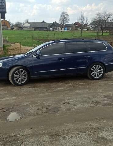 Синий Фольксваген Пассат, объемом двигателя 2 л и пробегом 339 тыс. км за 6600 $, фото 26 на Automoto.ua