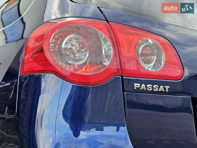 Синій Фольксваген Пассат, об'ємом двигуна 1.97 л та пробігом 320 тис. км за 6999 $, фото 26 на Automoto.ua