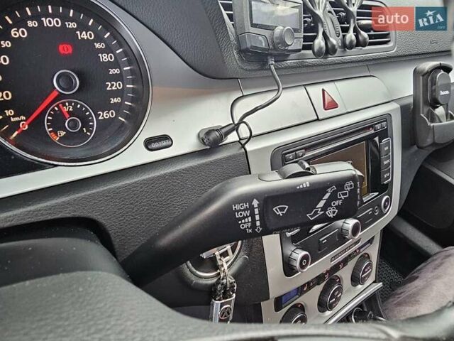 Синій Фольксваген Пассат, об'ємом двигуна 1.97 л та пробігом 320 тис. км за 6999 $, фото 102 на Automoto.ua