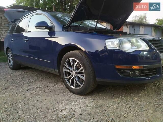 Синий Фольксваген Пассат, объемом двигателя 1.4 л и пробегом 263 тыс. км за 5600 $, фото 13 на Automoto.ua
