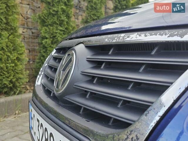 Синій Фольксваген Пассат, об'ємом двигуна 1.97 л та пробігом 320 тис. км за 6999 $, фото 39 на Automoto.ua