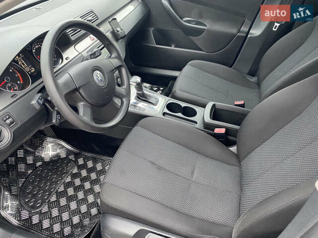Синий Фольксваген Пассат, объемом двигателя 1.4 л и пробегом 141 тыс. км за 7150 $, фото 21 на Automoto.ua