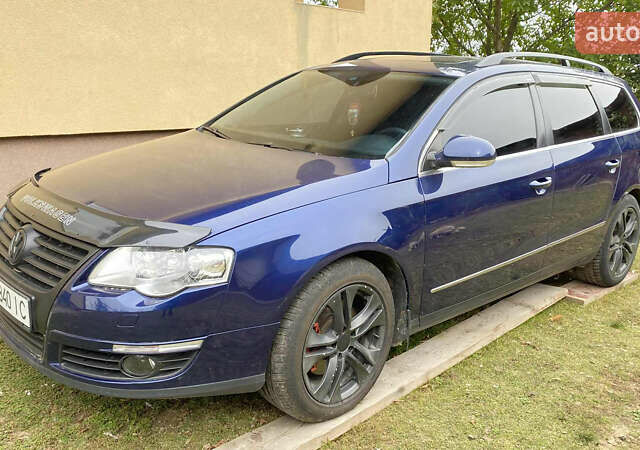 Синий Фольксваген Пассат, объемом двигателя 2 л и пробегом 350 тыс. км за 7100 $, фото 4 на Automoto.ua