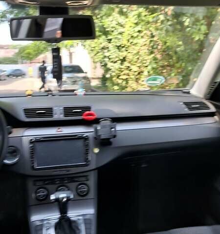 Синий Фольксваген Пассат, объемом двигателя 1.39 л и пробегом 187 тыс. км за 7500 $, фото 4 на Automoto.ua