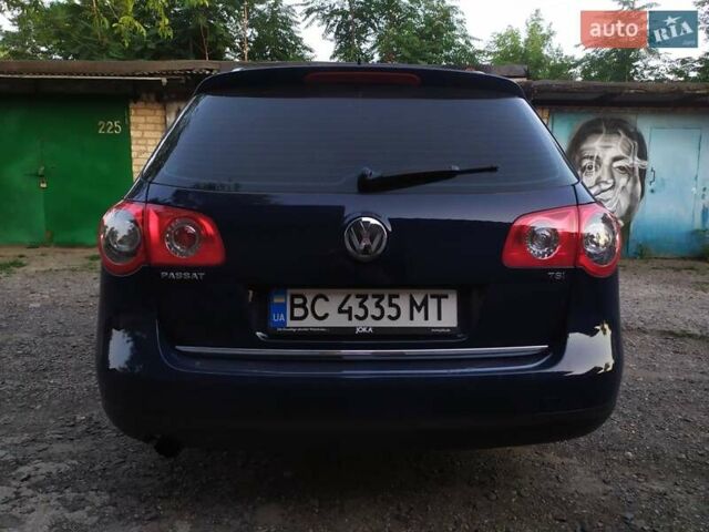 Синий Фольксваген Пассат, объемом двигателя 1.4 л и пробегом 263 тыс. км за 5600 $, фото 5 на Automoto.ua