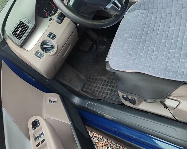 Синий Фольксваген Пассат, объемом двигателя 1.97 л и пробегом 280 тыс. км за 3500 $, фото 7 на Automoto.ua