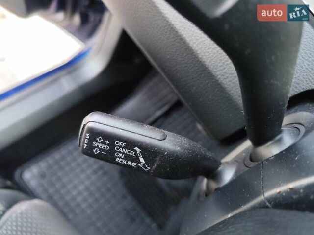 Синий Фольксваген Пассат, объемом двигателя 1.4 л и пробегом 240 тыс. км за 6000 $, фото 24 на Automoto.ua