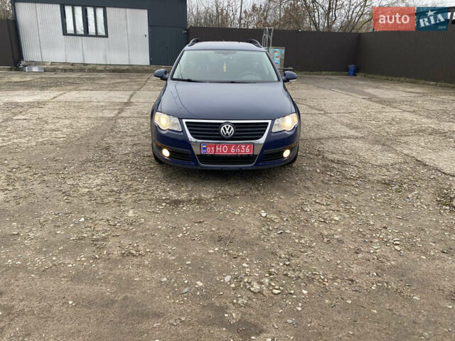 Синий Фольксваген Пассат, объемом двигателя 1.4 л и пробегом 141 тыс. км за 7150 $, фото 1 на Automoto.ua
