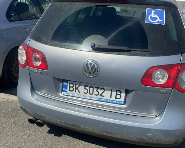 Синій Фольксваген Пассат, об'ємом двигуна 1.8 л та пробігом 279 тис. км за 7800 $, фото 3 на Automoto.ua