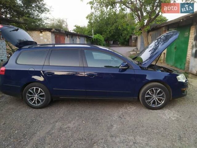 Синий Фольксваген Пассат, объемом двигателя 1.4 л и пробегом 263 тыс. км за 5600 $, фото 15 на Automoto.ua