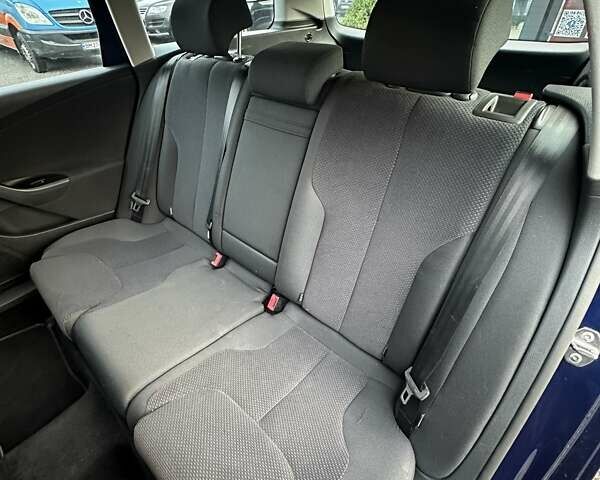 Синий Фольксваген Пассат, объемом двигателя 1.4 л и пробегом 248 тыс. км за 6950 $, фото 14 на Automoto.ua