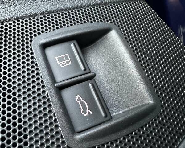 Синий Фольксваген Пассат, объемом двигателя 1.4 л и пробегом 248 тыс. км за 6950 $, фото 25 на Automoto.ua