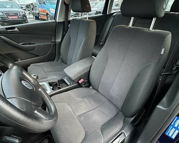 Синий Фольксваген Пассат, объемом двигателя 1.4 л и пробегом 248 тыс. км за 6950 $, фото 18 на Automoto.ua