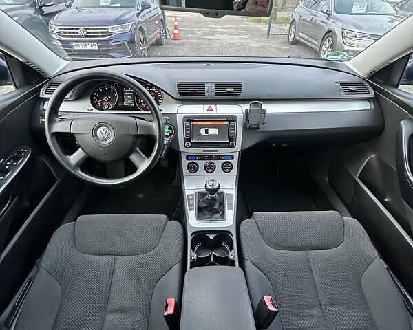 Синий Фольксваген Пассат, объемом двигателя 1.4 л и пробегом 248 тыс. км за 6950 $, фото 21 на Automoto.ua