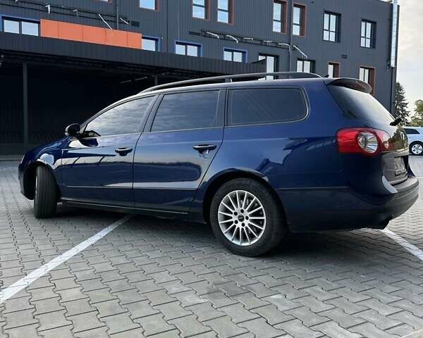 Синій Фольксваген Пассат, об'ємом двигуна 1.6 л та пробігом 271 тис. км за 7600 $, фото 9 на Automoto.ua