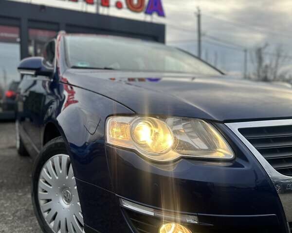 Синий Фольксваген Пассат, объемом двигателя 1.4 л и пробегом 248 тыс. км за 6950 $, фото 1 на Automoto.ua