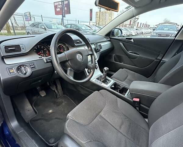 Синий Фольксваген Пассат, объемом двигателя 1.4 л и пробегом 248 тыс. км за 6950 $, фото 19 на Automoto.ua